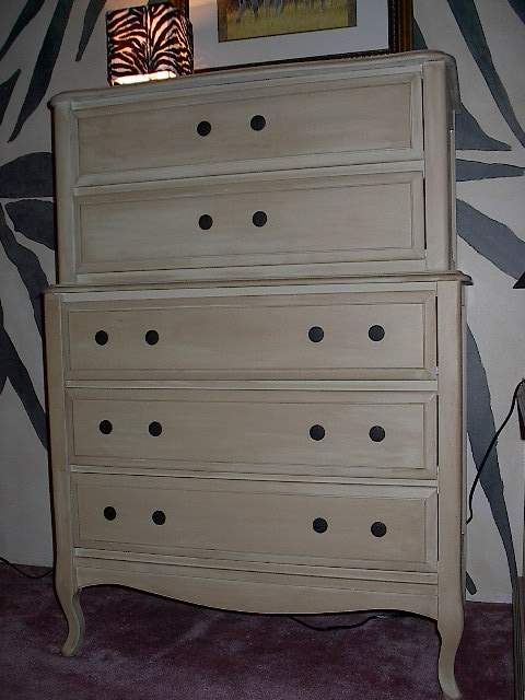 bedroomdresserafter1.jpg